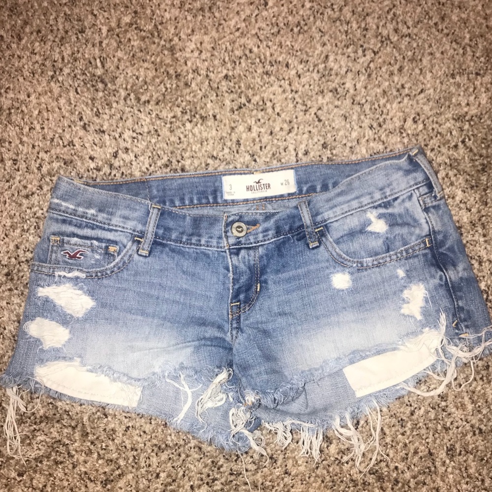Hollister Shorts - Size 3 (26)